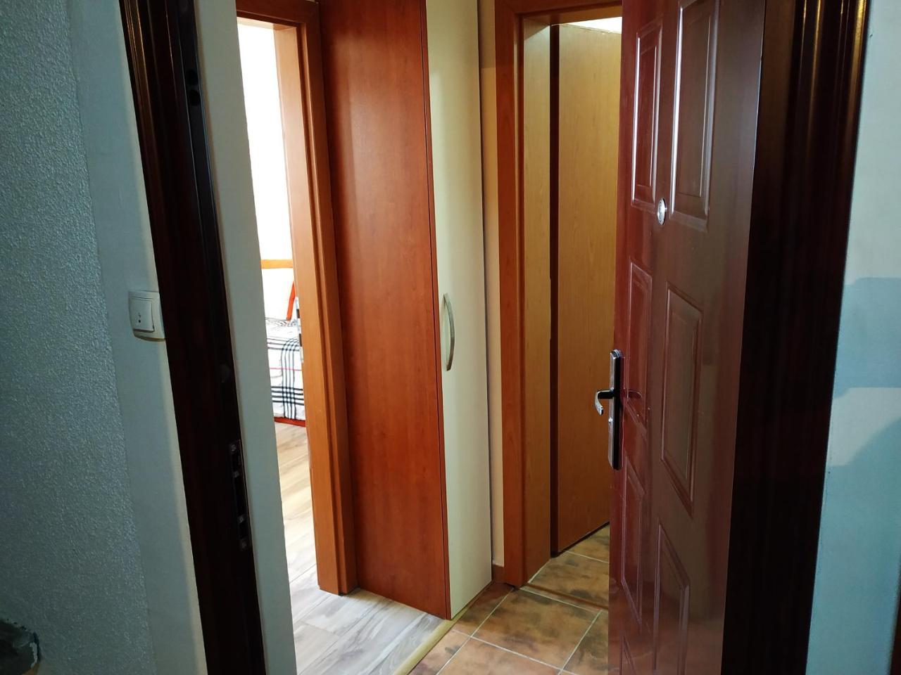 Apartment Dora Podgorica Kültér fotó