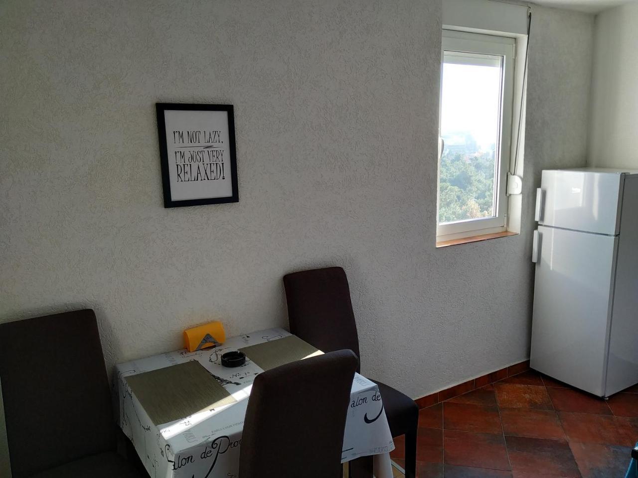 Apartment Dora Podgorica Kültér fotó